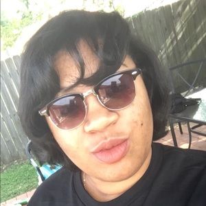 Meet your Posher, Jene